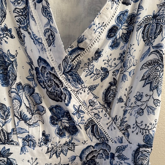 Lucky Brand Blue and White Floral Mini Dress - Picture 3 of 10